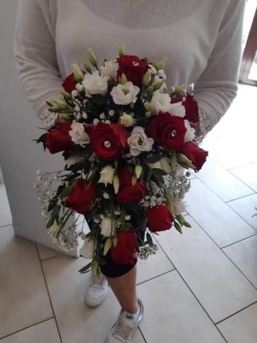 Bouquet de mariée chute diamant et rose