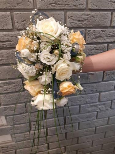 Bouquet retombant clair