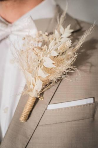 Boutonnière fleurs séchées